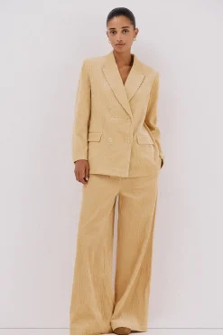 Blazer de mujer cruzada de pana