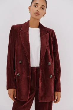 Blazer de mujer cruzada de pana