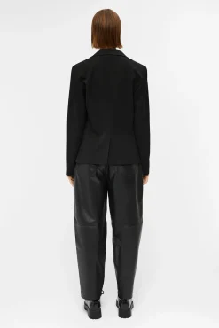 Blazer entallada manga larga