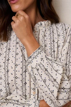 Blusa bordados Debi