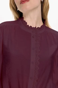 Blusa de manga larga con bordado inglés