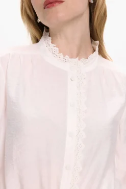 Blusa de manga larga con bordado inglés
