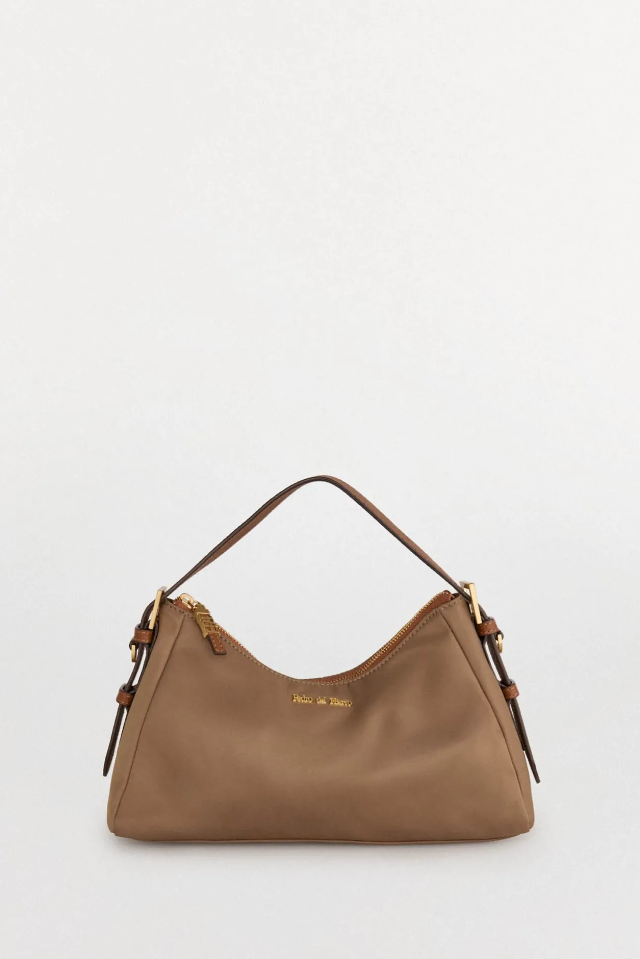 Bolso de hombro en nylon con cremallera