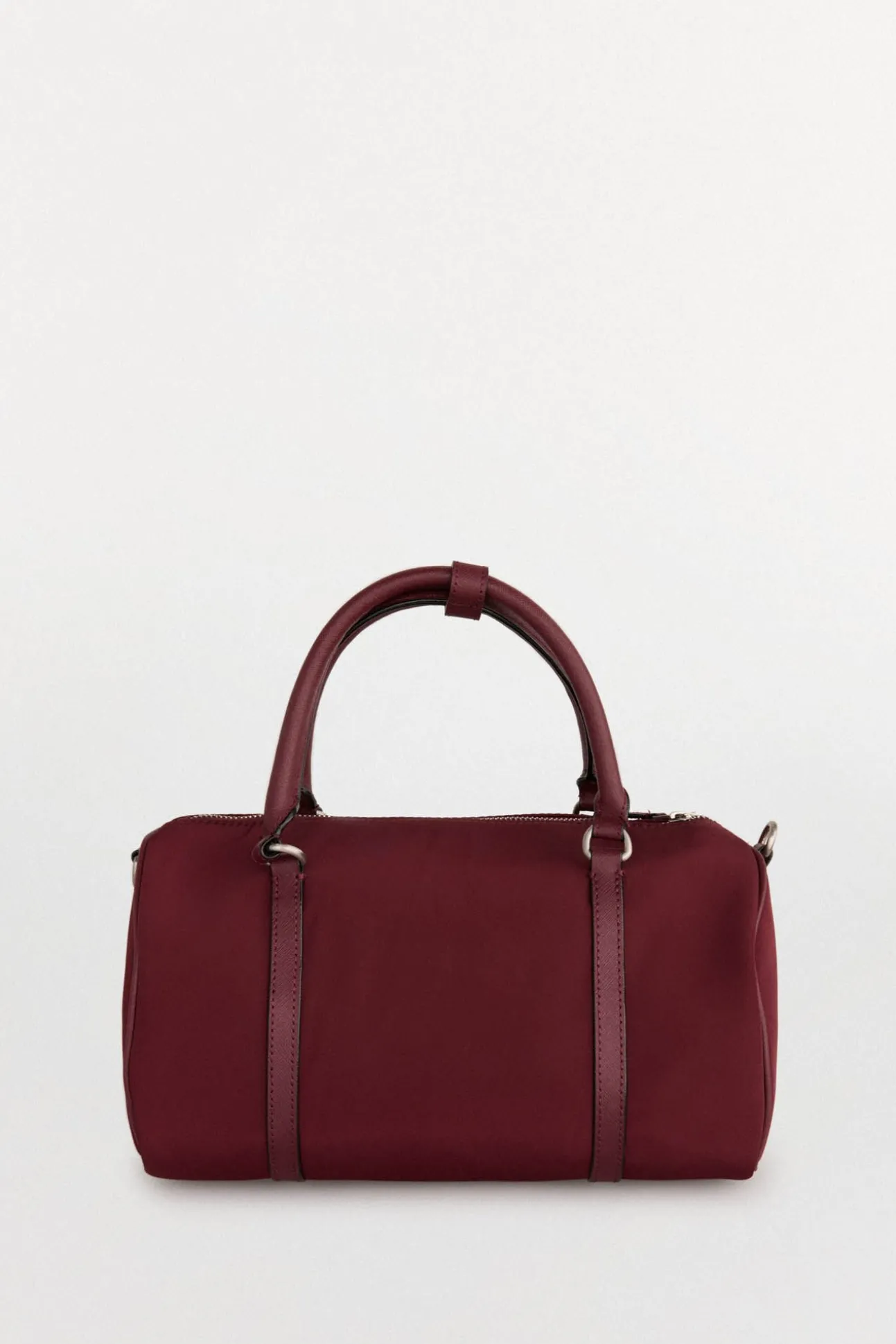 Bolso tipo bowling bandolera