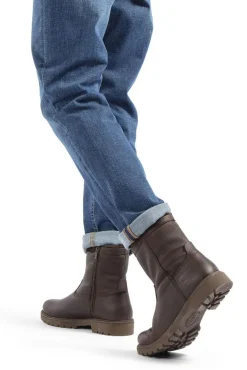 Bota de hombre en piel