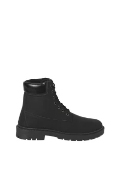 Botas estilo montaña