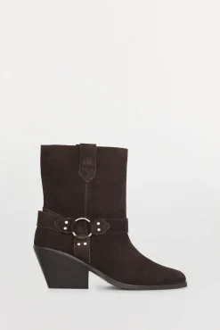Botines de piel cowboy con aro y tachuelas