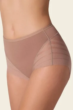 Braga faja clásica con control moderado de abdomen y bandas en tul