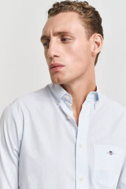 Camisa clásica a rayas finas Regular Fit