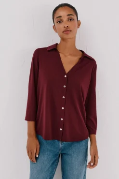 Camisa elástica botones