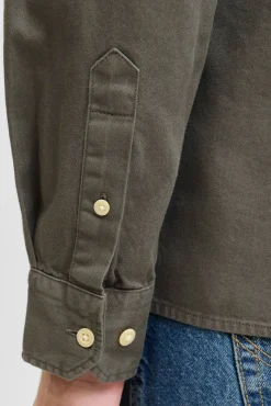 Camisa estilo sarga