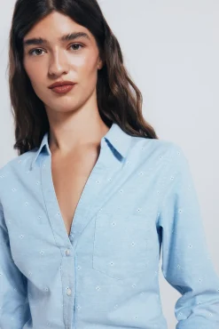Camisa Oxford cuello abierto