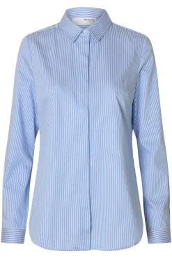 Camisa Slim Fit confeccionada con algodón orgánico