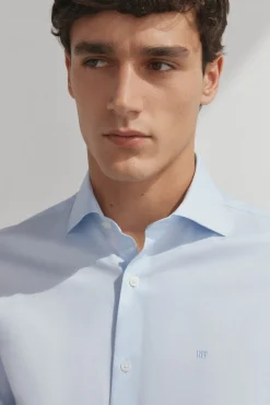 Camisa vestir lisa non iron + antimanchas