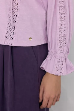 Camiseta abullonada lazo