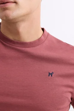 Camiseta Insignia