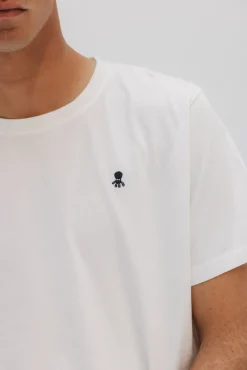 Camiseta logo bordado