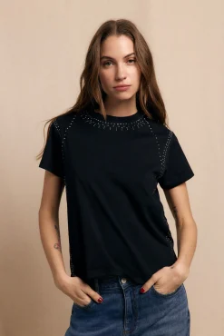 Camiseta tachas