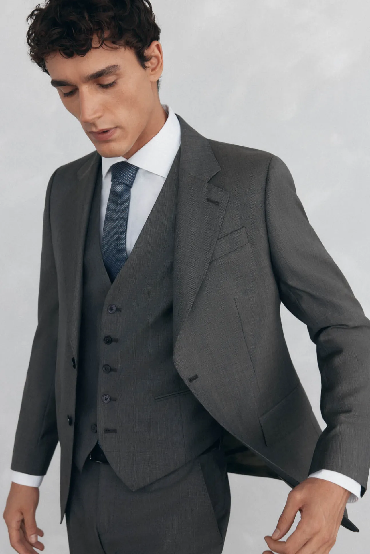 Chaleco tostado slim fit