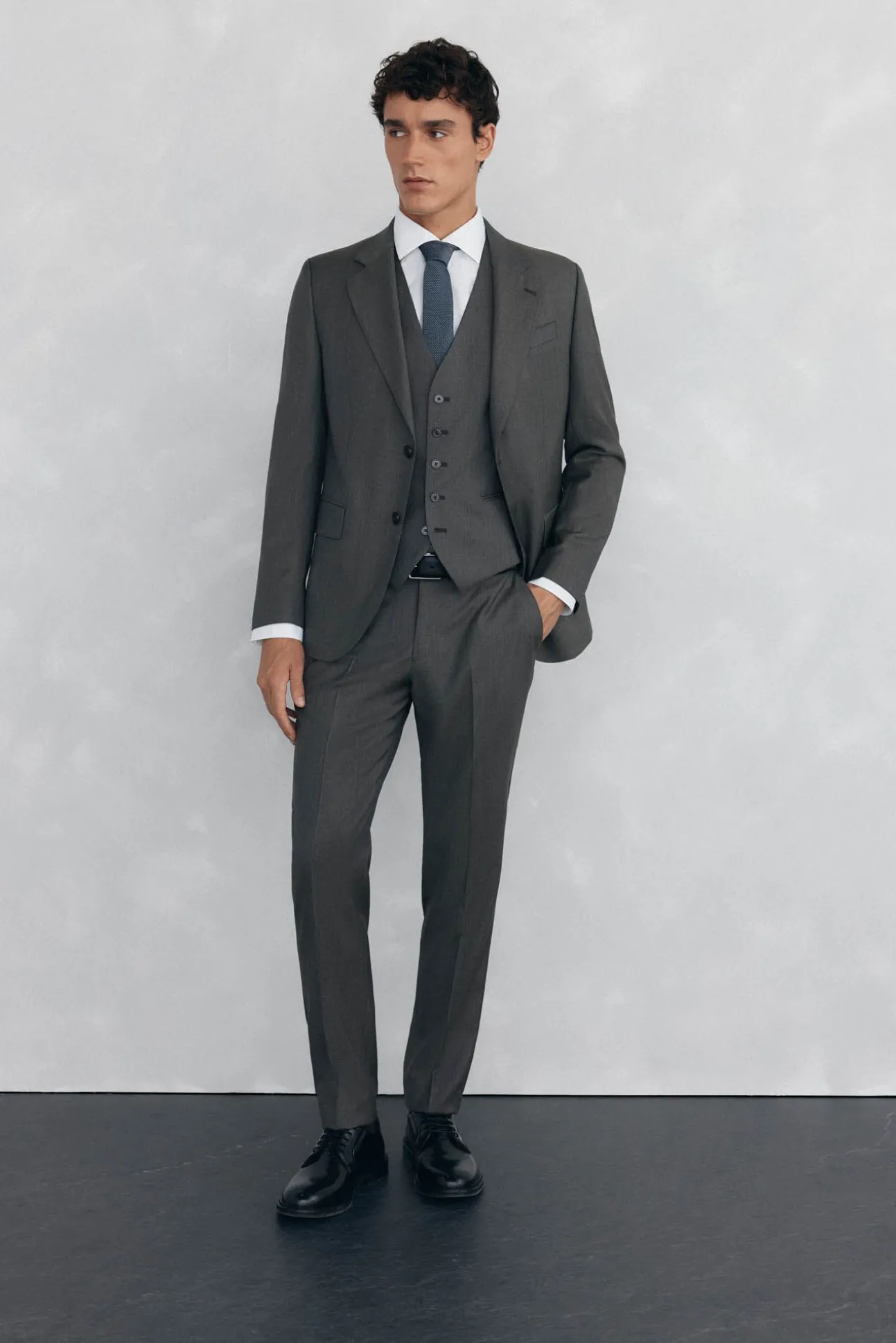 Chaleco tostado slim fit