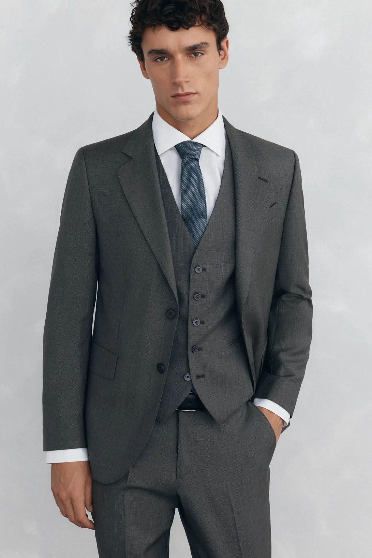 Chaleco tostado slim fit