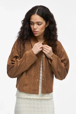Chaqueta antelina abotonada