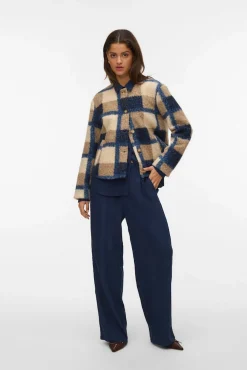 Chaqueta borrego estampado de cuadros