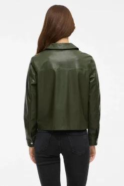 Chaqueta polipiel abotonada