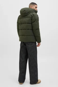 Chaqueta puffer corta