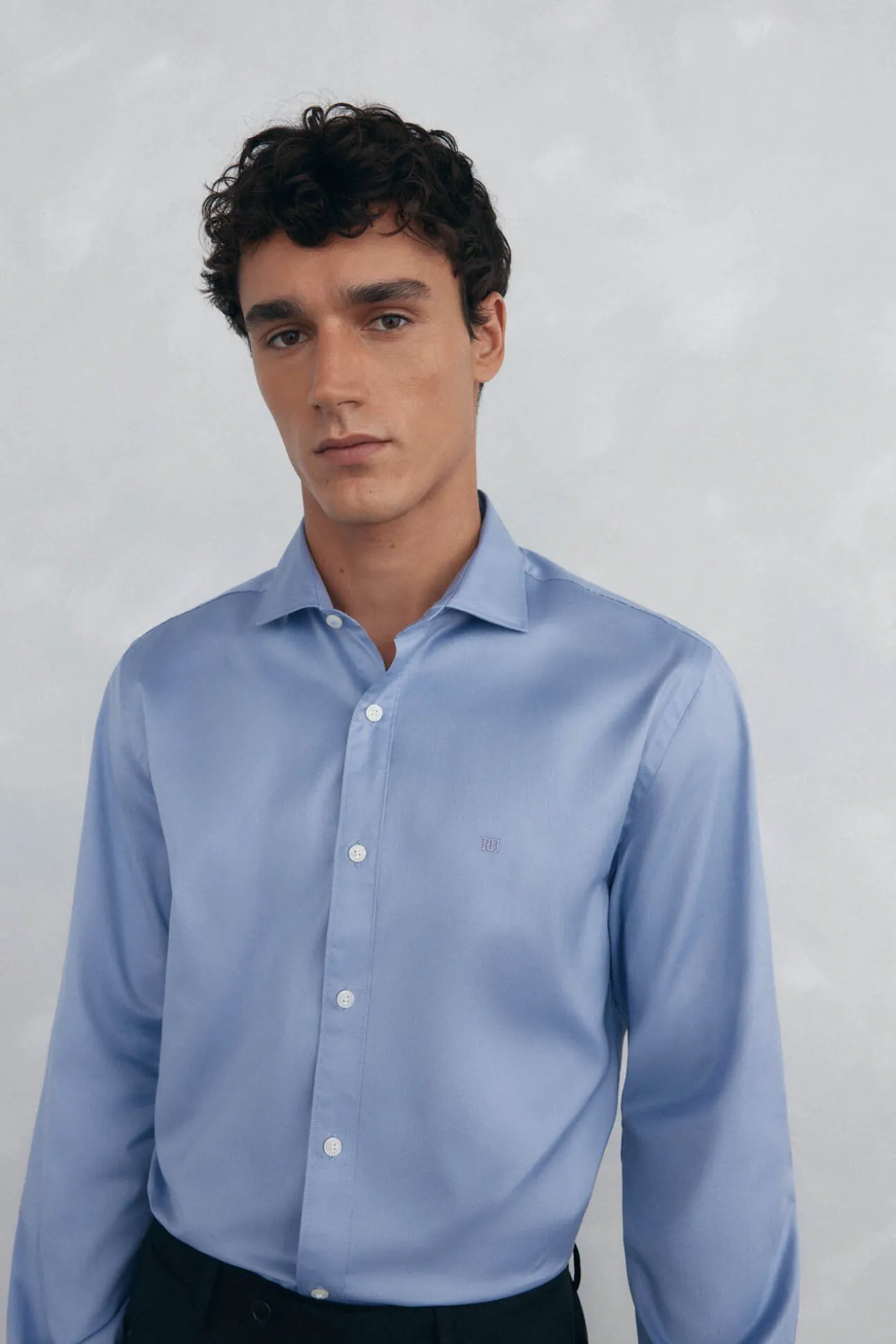 Conjunto de pantalón y camisa