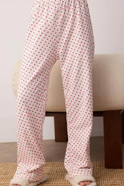 Conjunto pijama corazones rojo