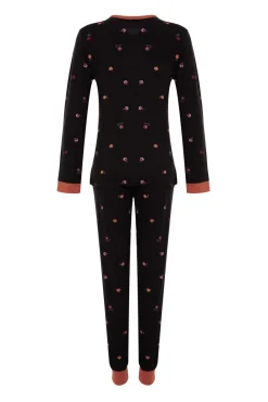 Conjunto pijama jogger negro estampado floral