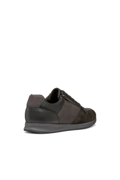 Deportiva Avery