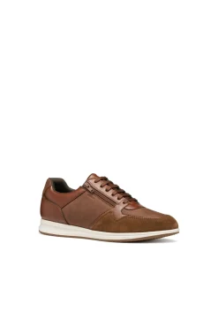 Deportiva Avery