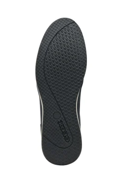 Deportiva Avery