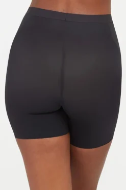 Faja pantalón moldeadora a la cintura con pierna corta