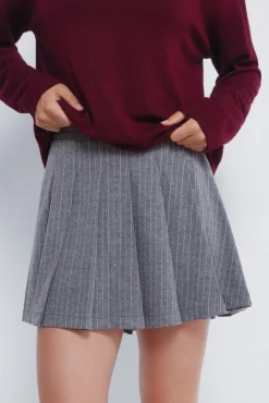 Falda corta tablas