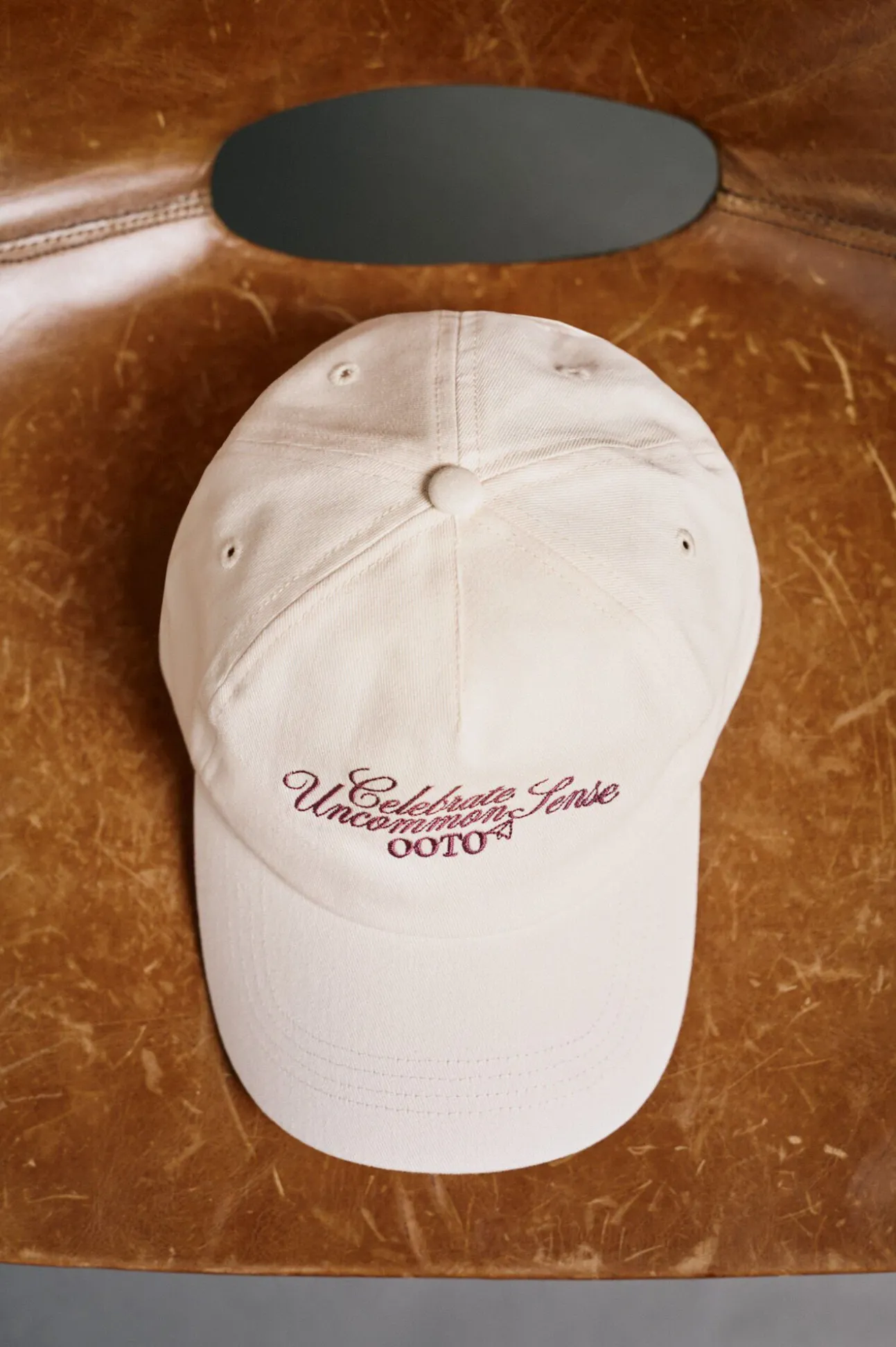 Gorra visera textil
