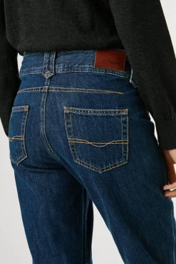 Jeans flare de tiro bajo