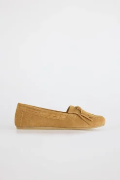 Mocasín flecos serraje
