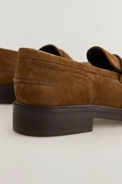 Mocasín sport piel