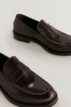Mocasín vestir piel