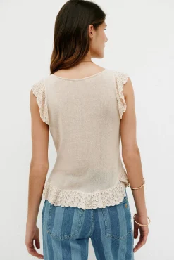 Nadia. Top con volantes