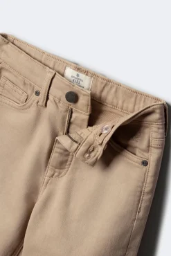 Pantalón 5 bolsillos slim fit niño