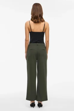 Pantalón ancho con botones