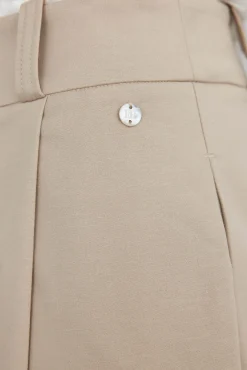 Pantalón bajo ajustable