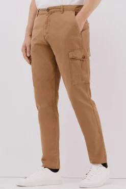 Pantalón cargo