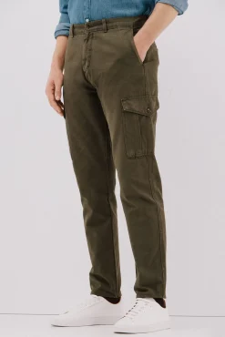 Pantalón cargo