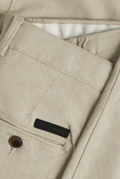 Pantalón chino