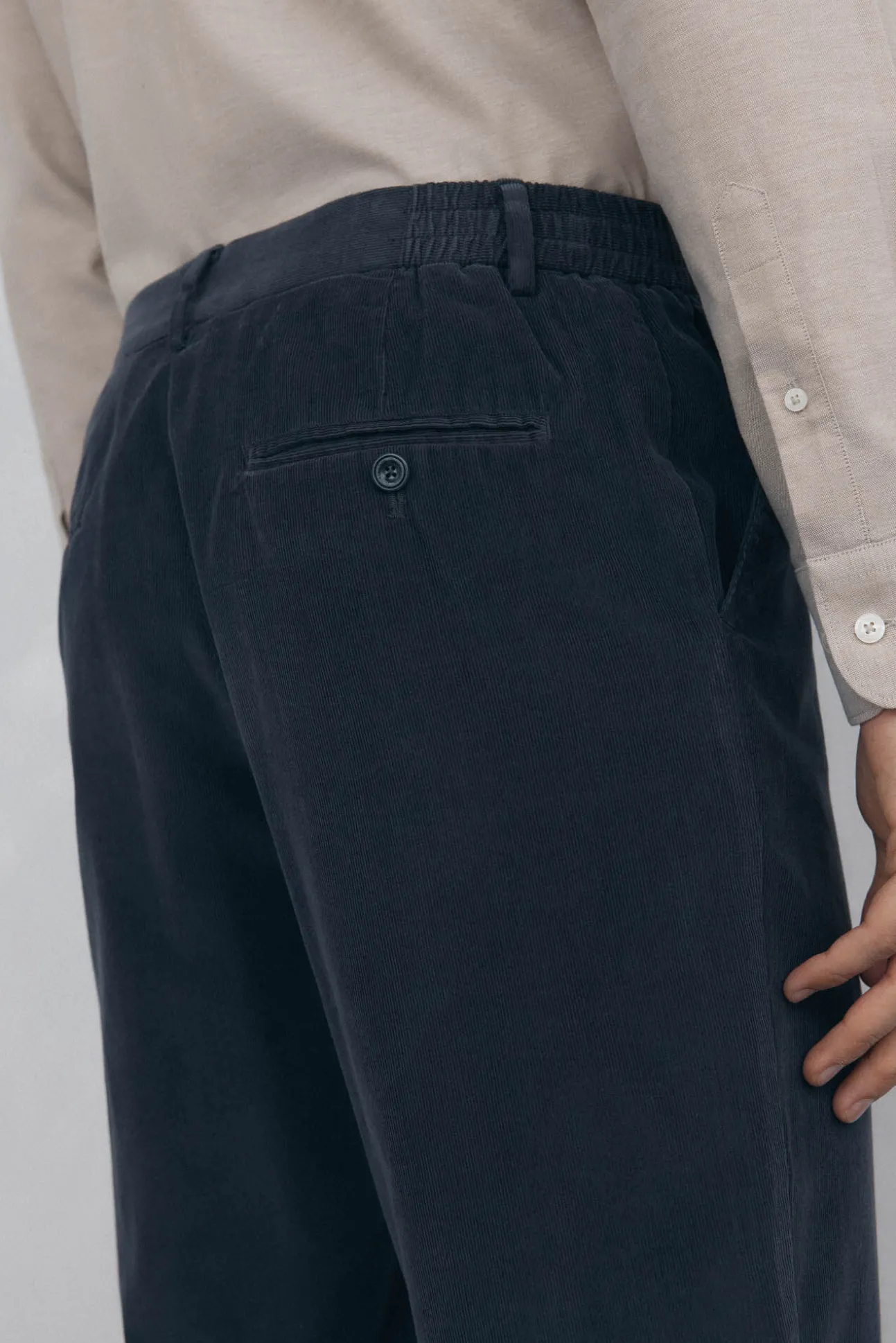 Pantalón chino pana ligera slim fit